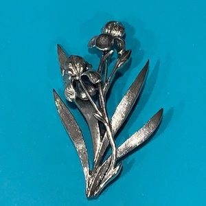 Gorgeous sterling silver pin/pendant